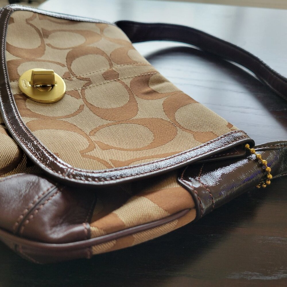 Vintage Coach Ergo Signature Flap Hobo Shoulder Bag - Picture 3 of 13